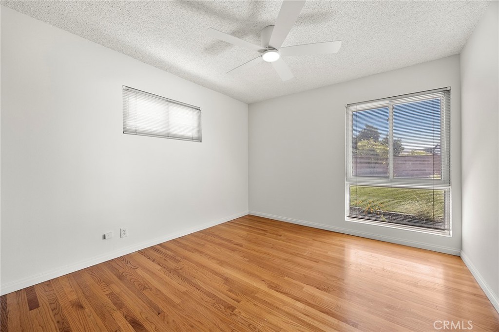 2322 E Sycamore Street