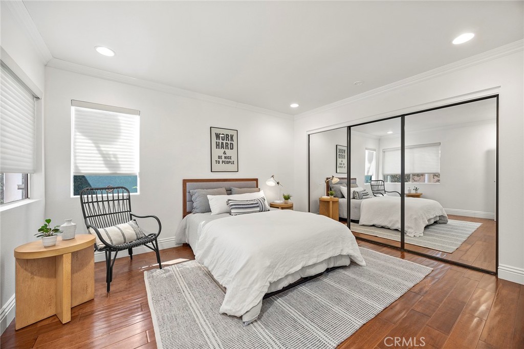 1118 E Almond Avenue 2