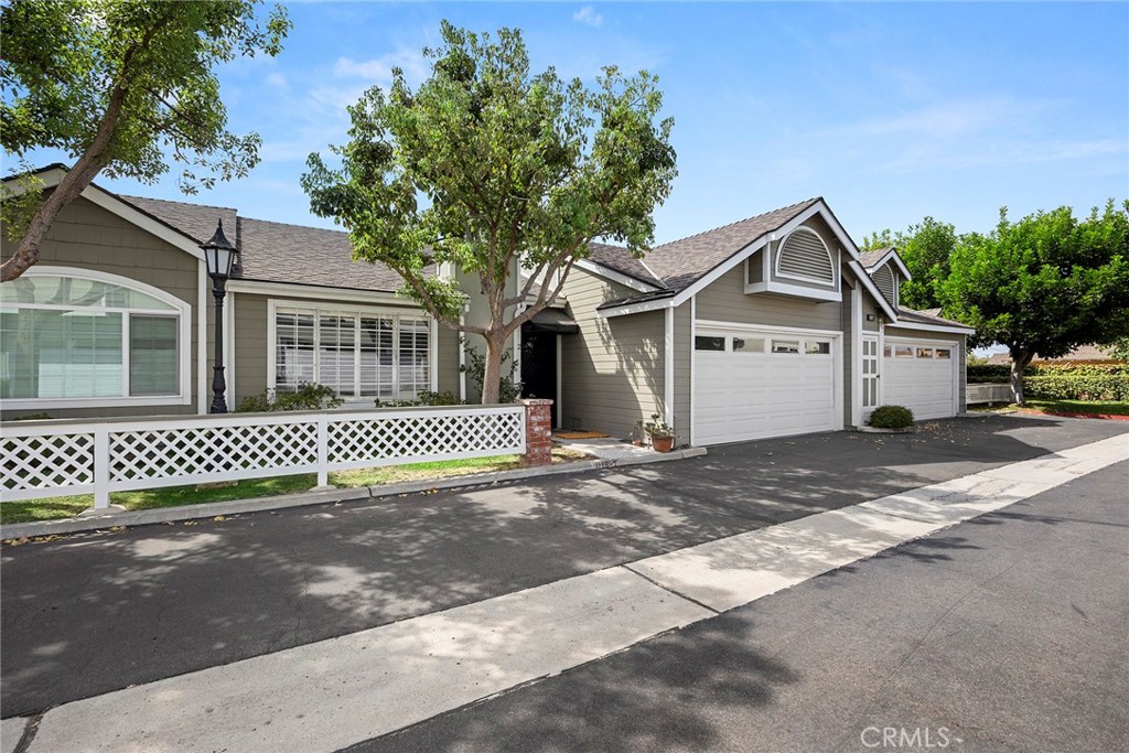 1118 E Almond Avenue 2