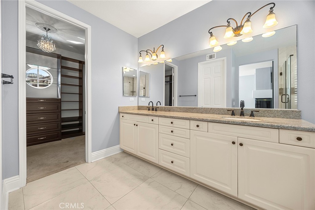 406 Goldenwest Street