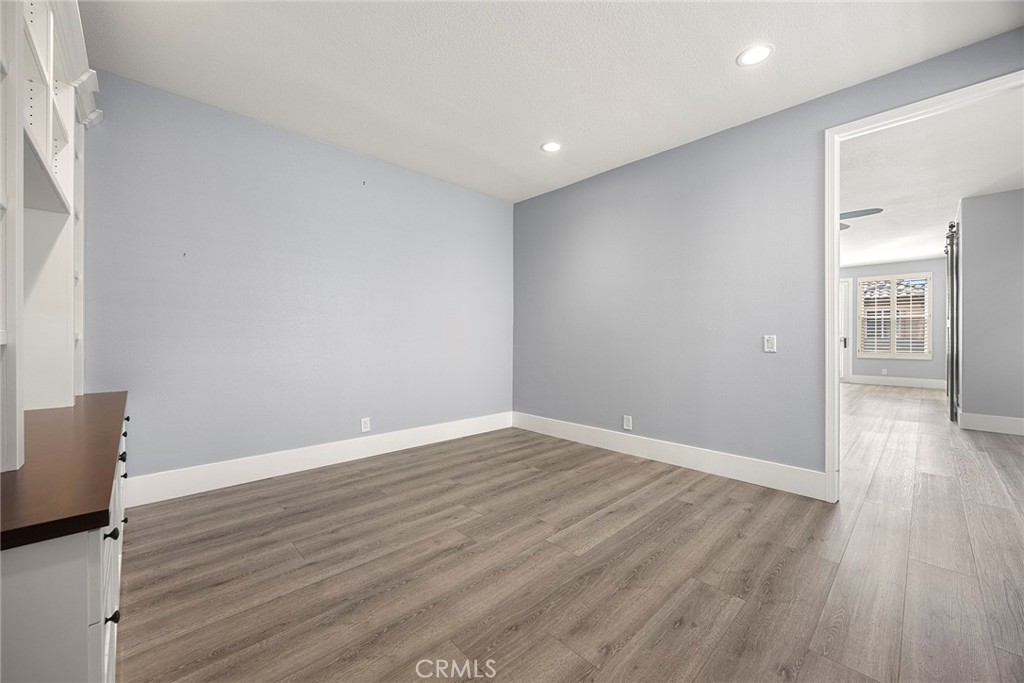 406 Goldenwest Street