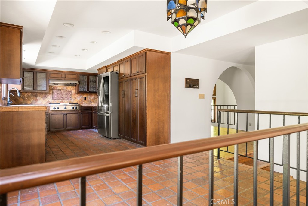 5071 E Equestrian Lane