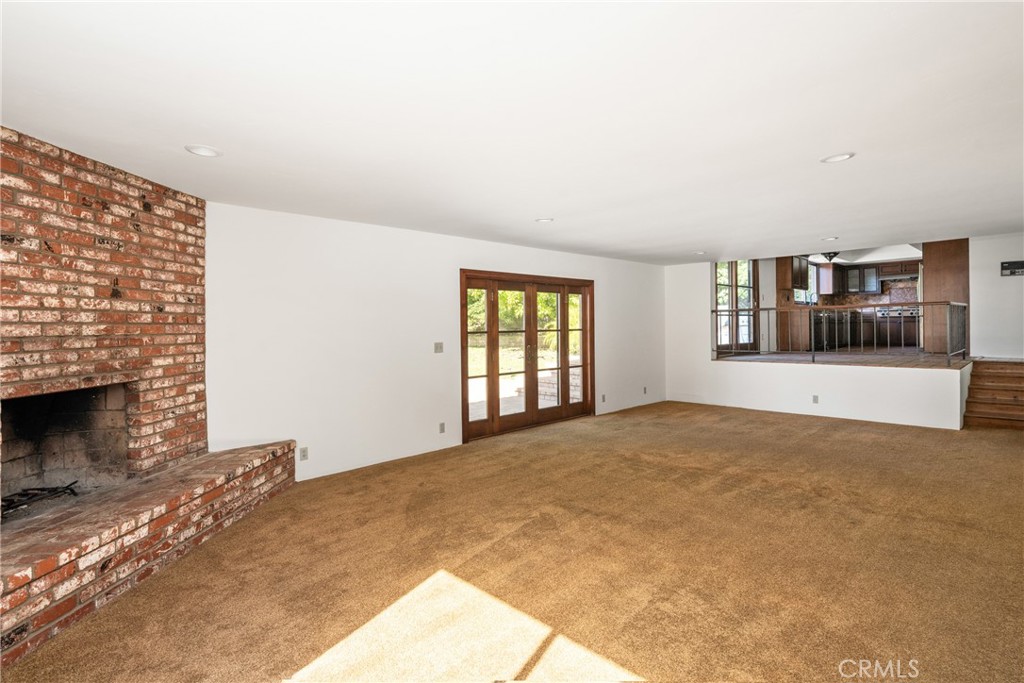 5071 E Equestrian Lane