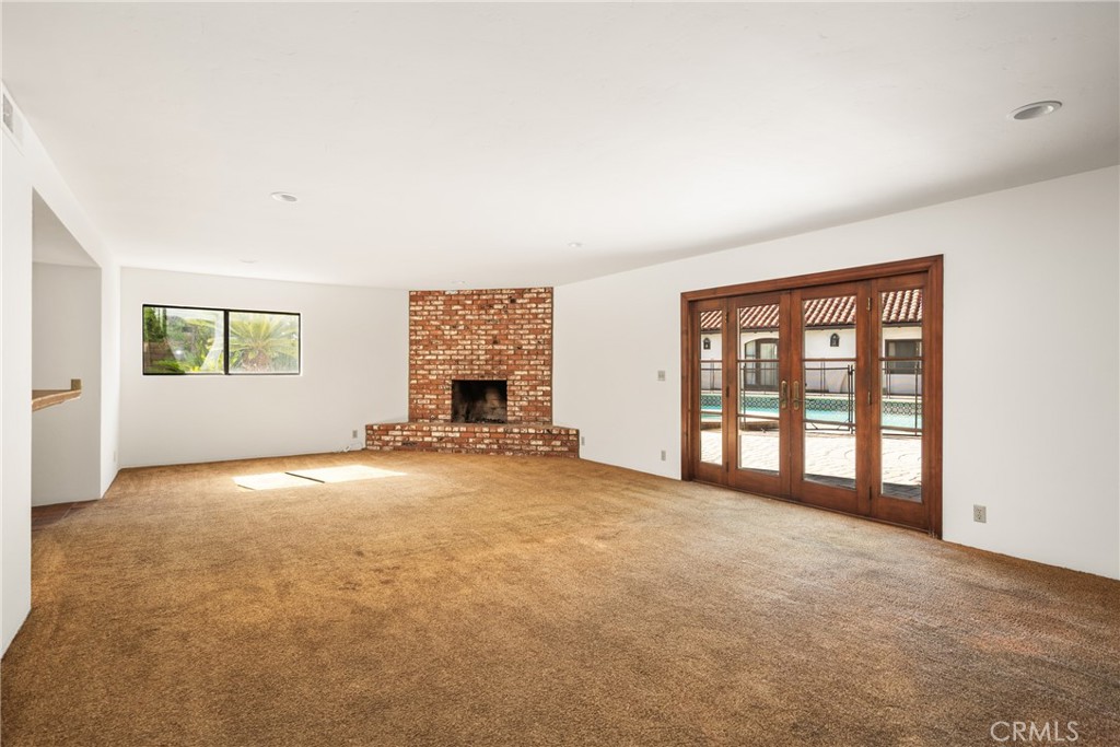 5071 E Equestrian Lane