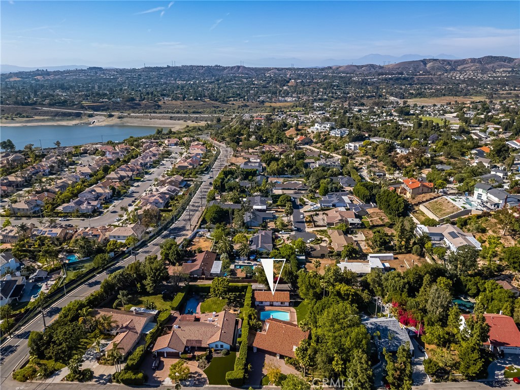 5071 E Equestrian Lane