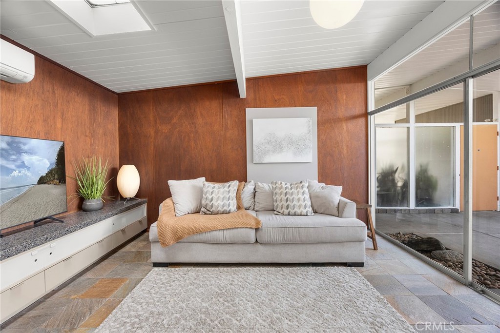 1791 N Winlock Street