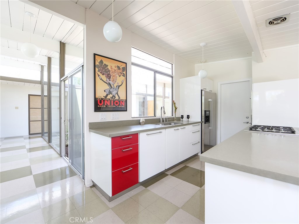 508 S Woodland Street