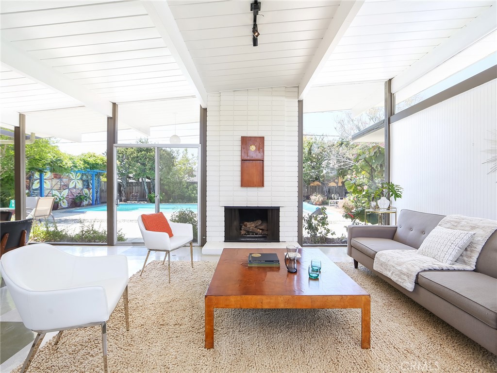 508 S Woodland Street