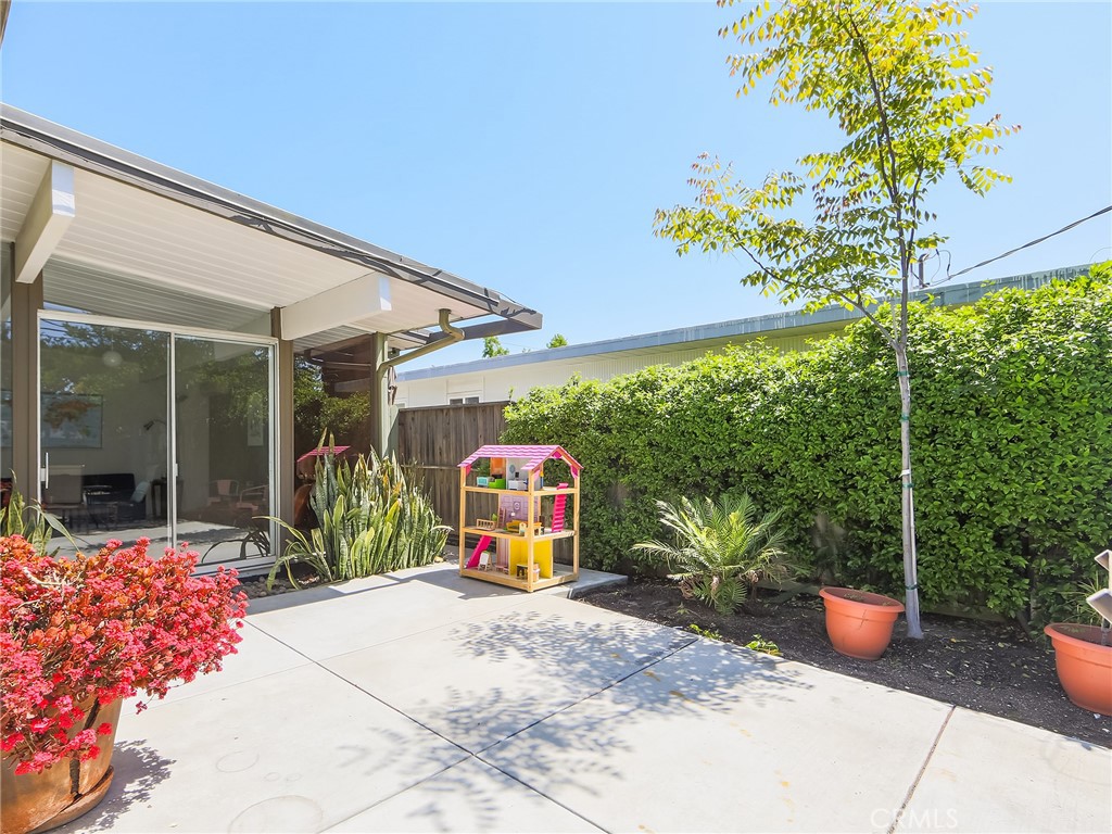 508 S Woodland Street