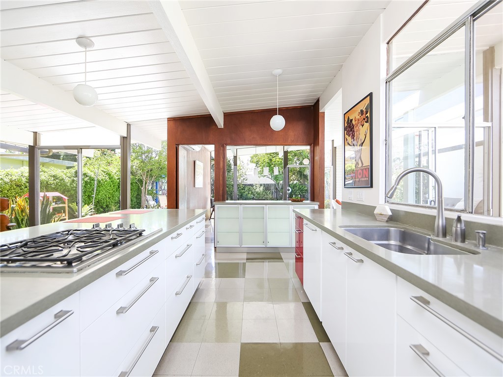 508 S Woodland Street