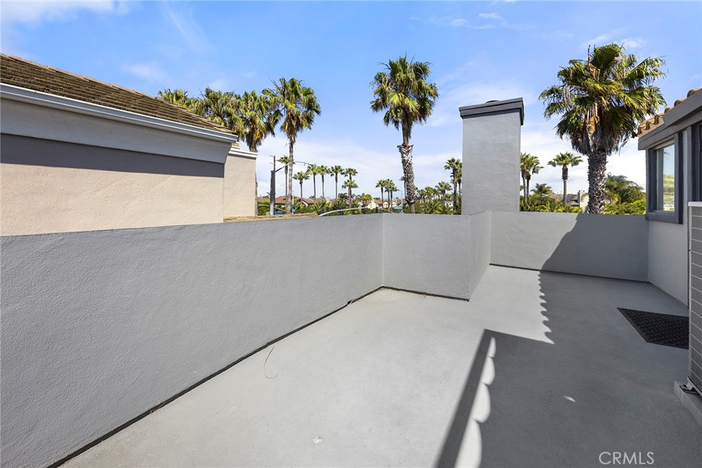 406 Goldenwest Street