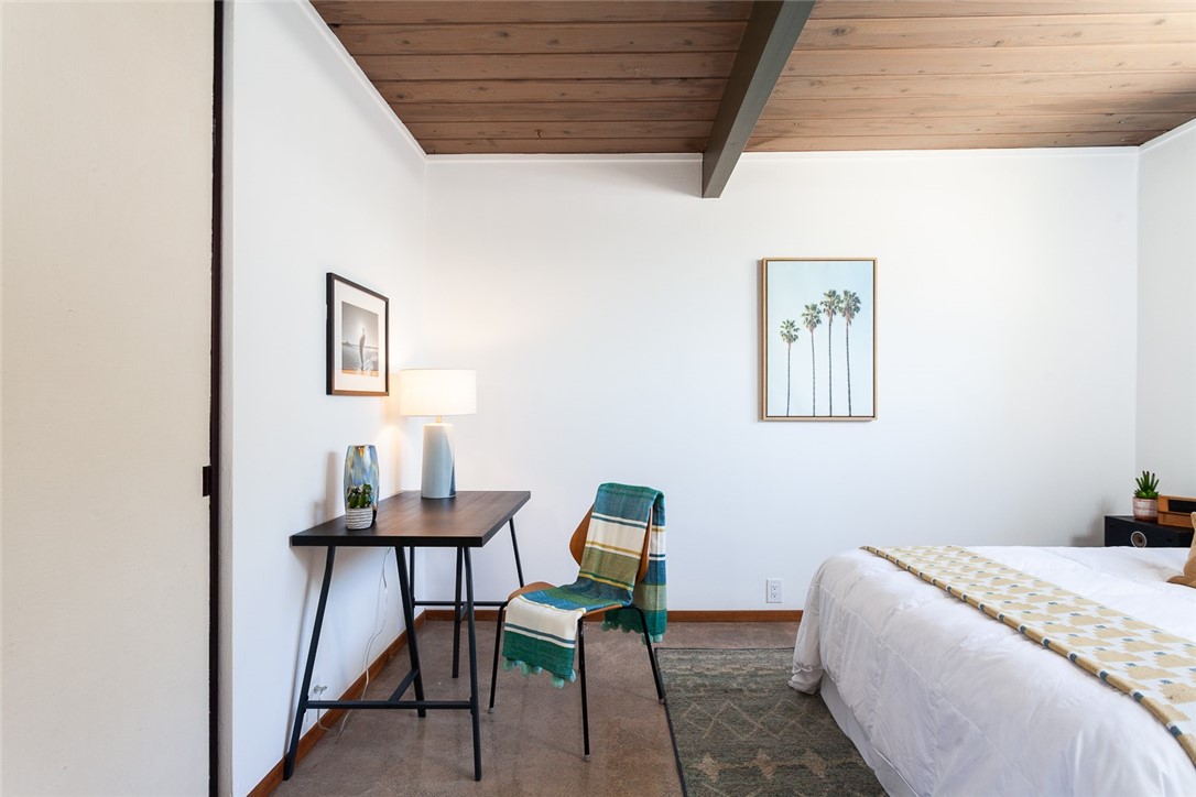 1131 N Encanto