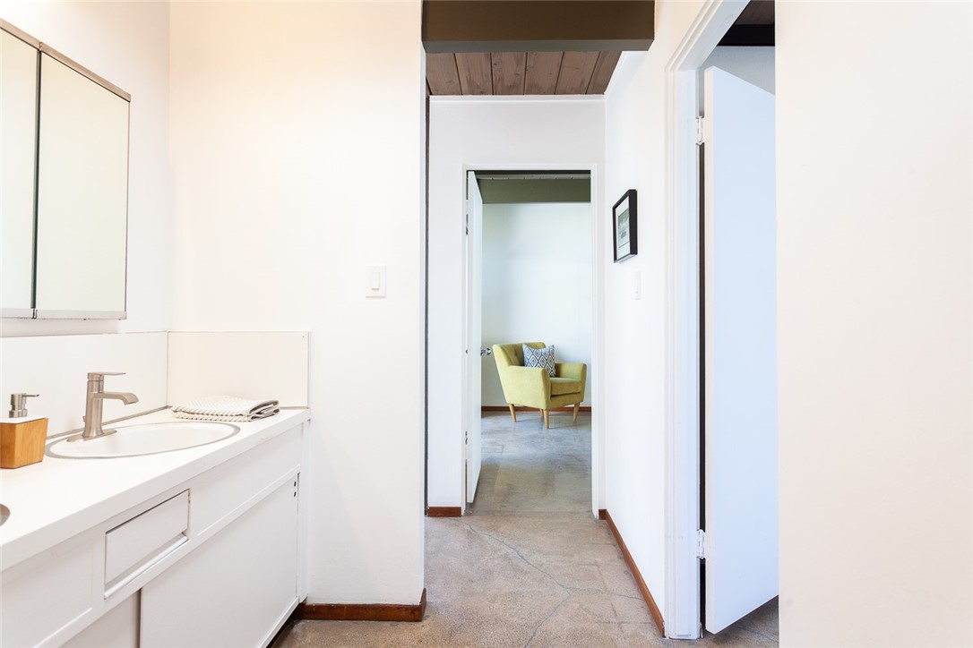 1131 N Encanto