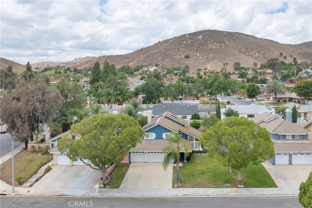 5606 Darien Court