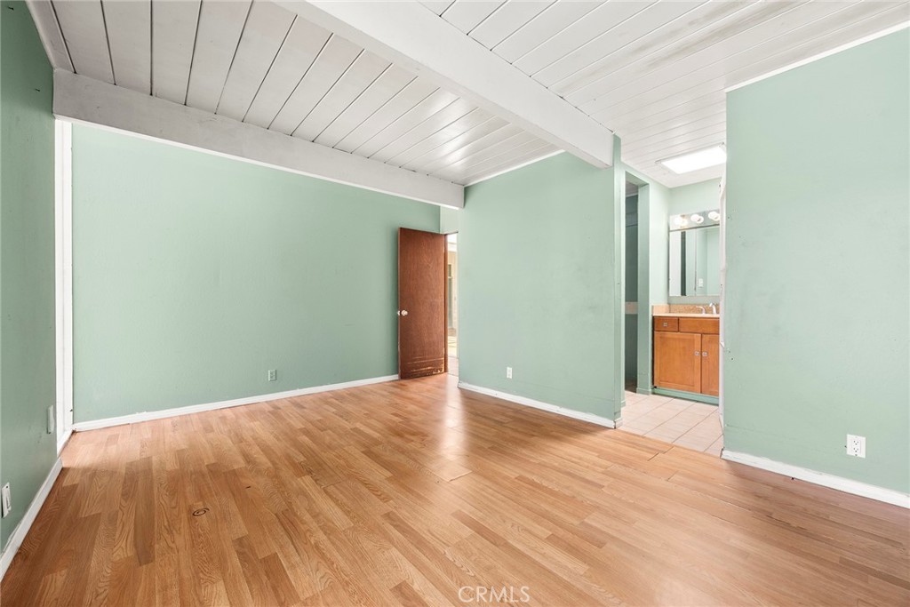 636 S Woodland