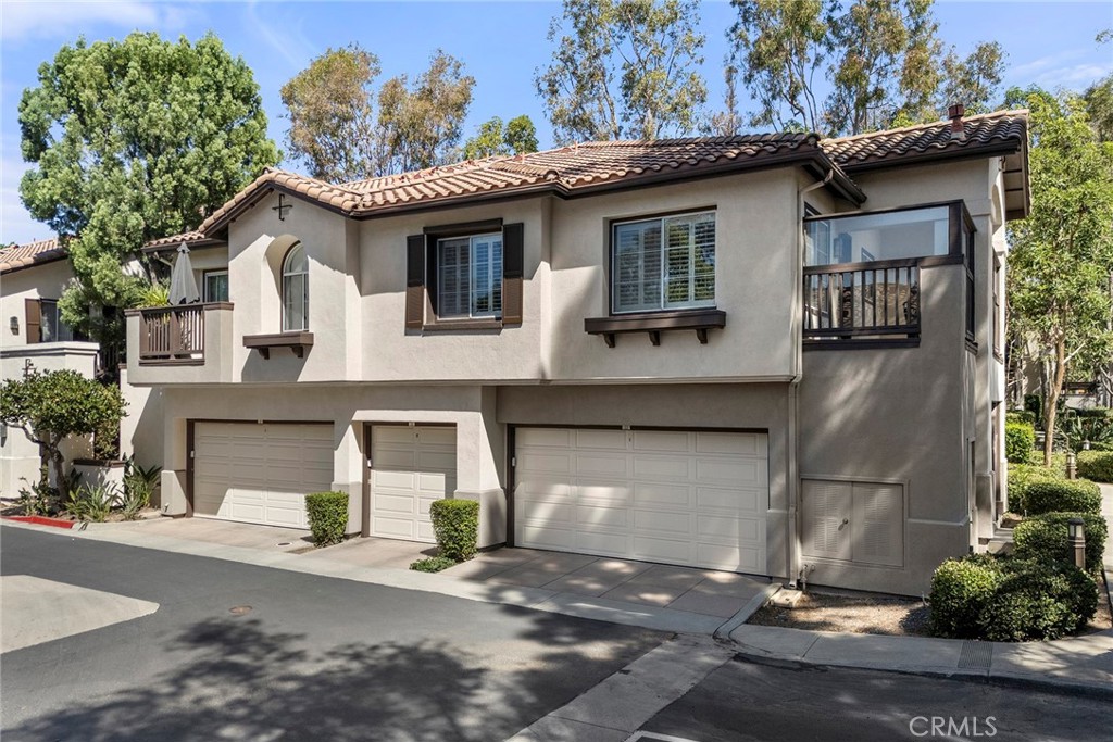 2960 Champion 408 Tustin Ca Us 92782 Pw26213976