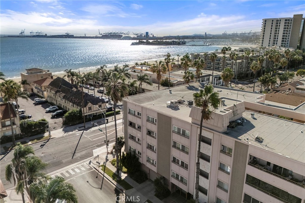 1635 E Ocean D2 Long Beach Ca Us 90802 Pw26226712