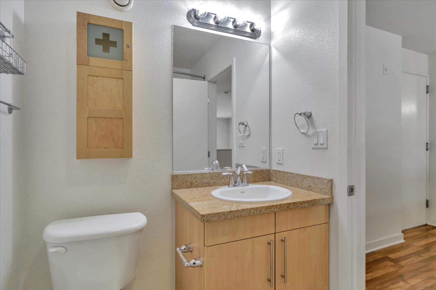 88 Bush Street Unit: 2168