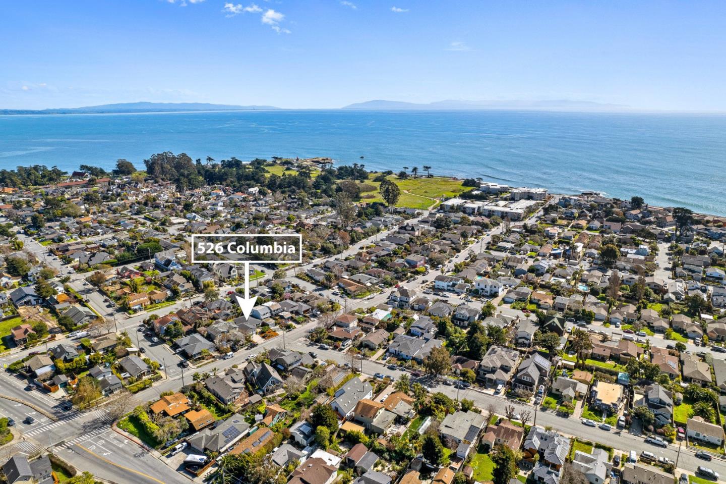 526 Columbia ST
