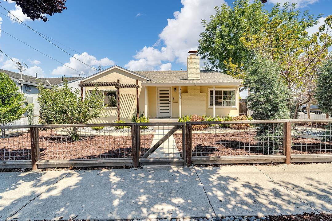 2035 Main ST