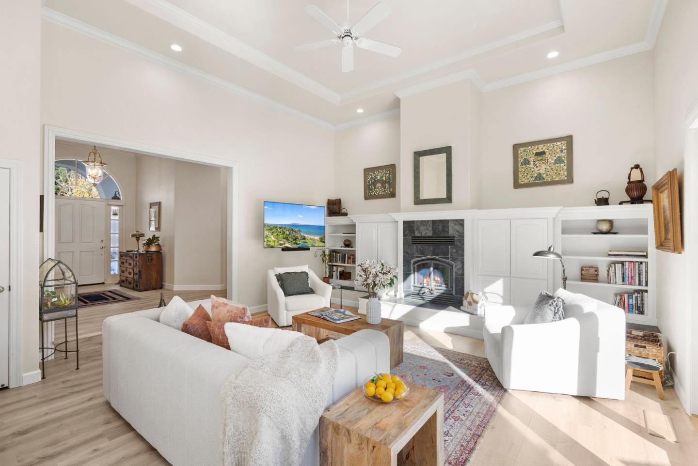 16260 Paradise Valley LN