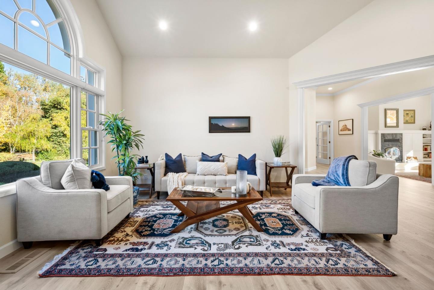 16260 Paradise Valley LN