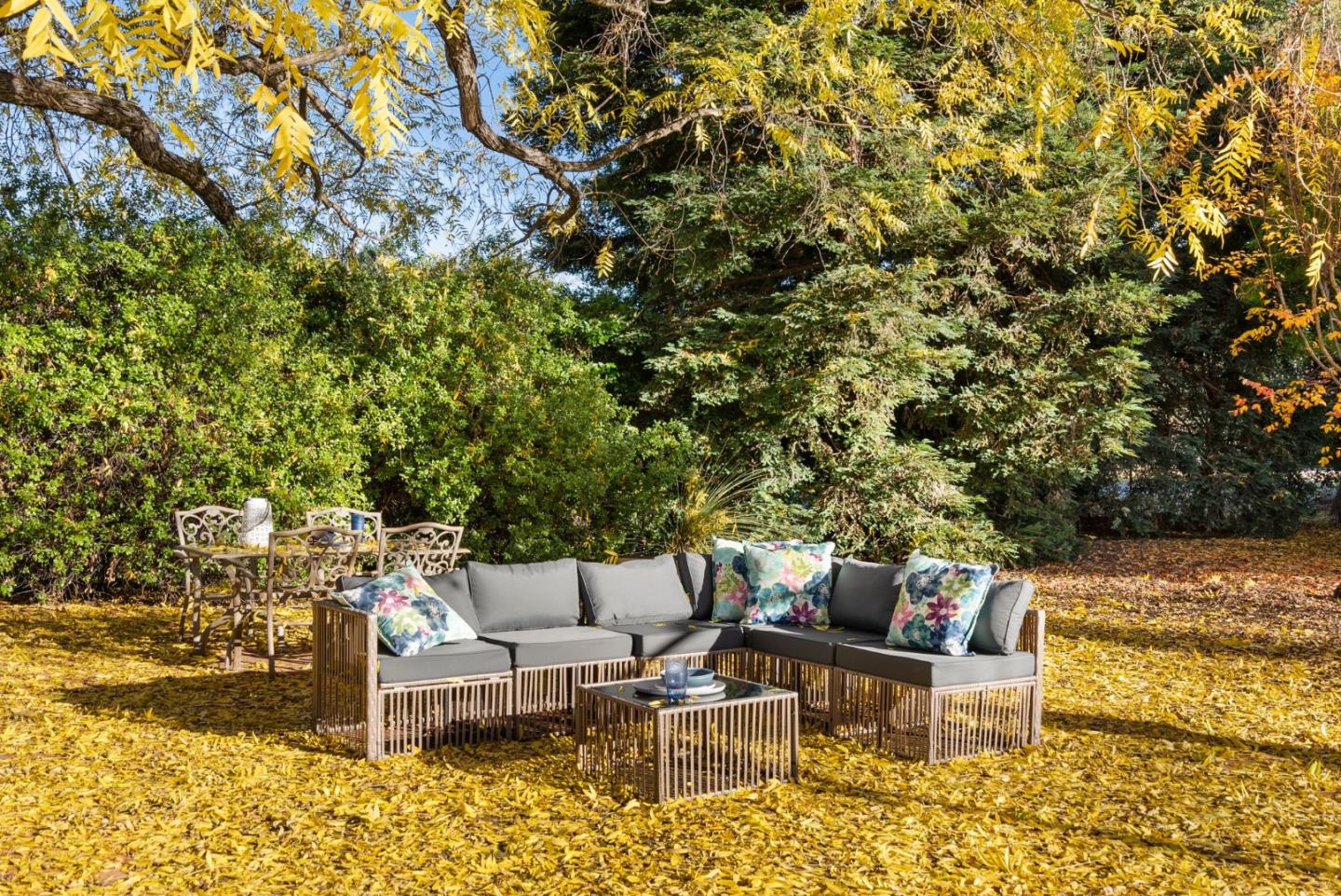 16260 Paradise Valley LN