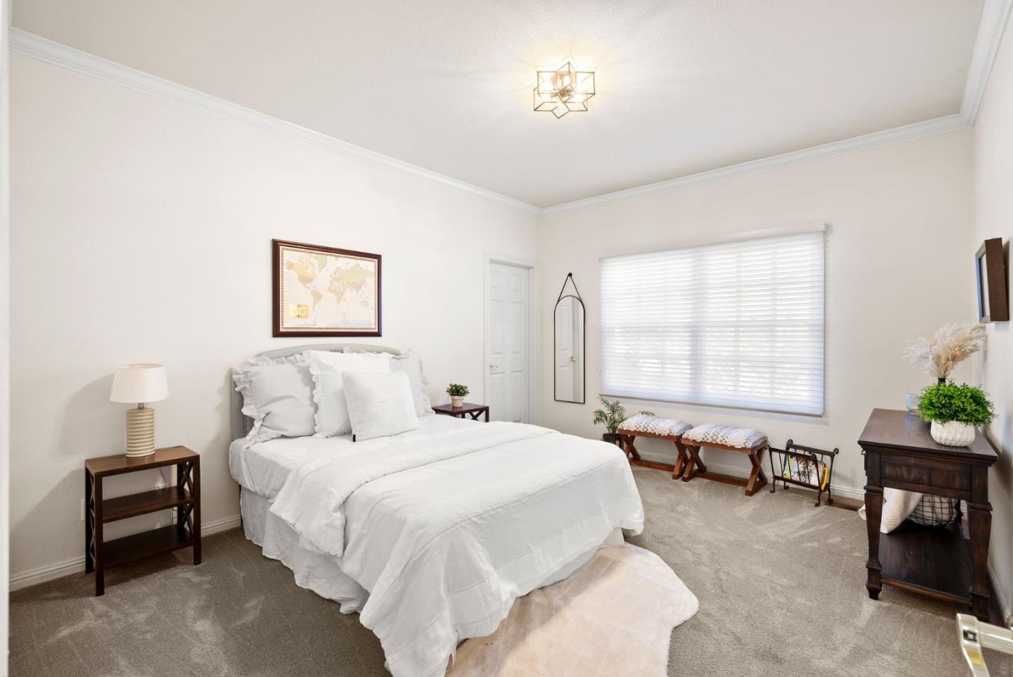 16260 Paradise Valley LN