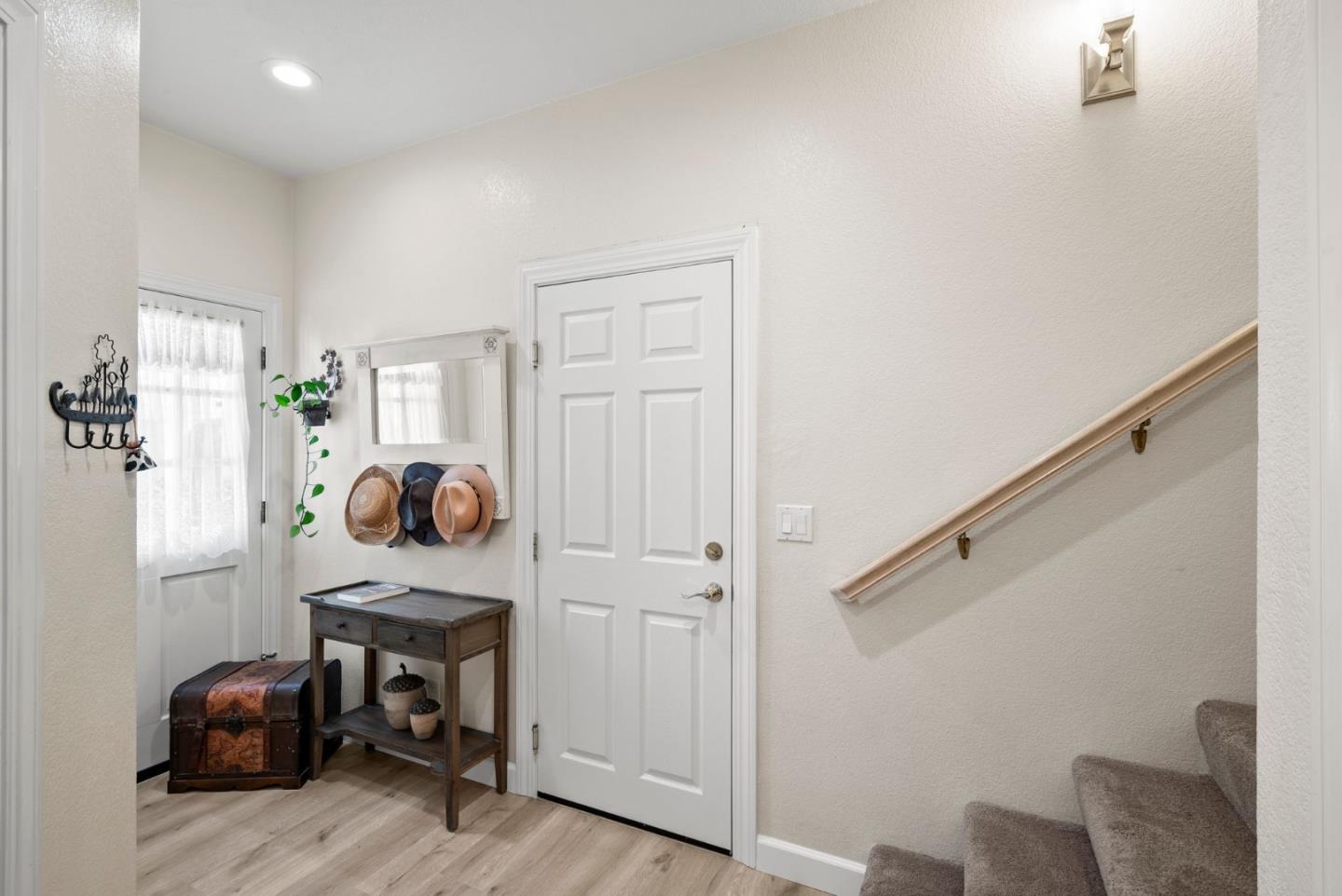 16260 Paradise Valley LN