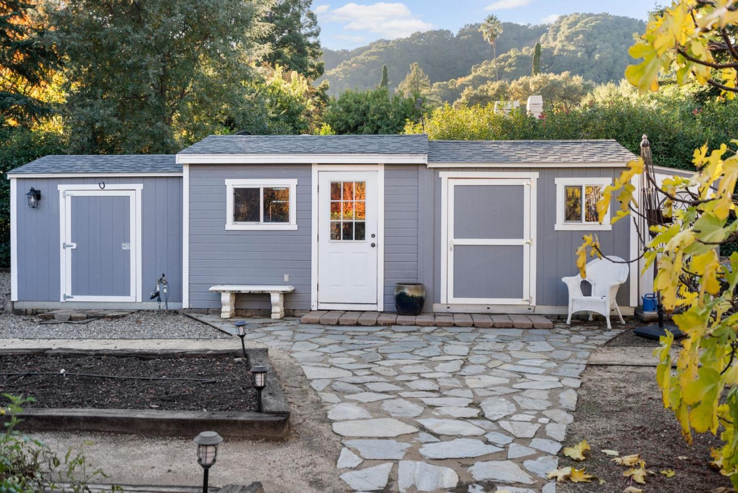 16260 Paradise Valley LN