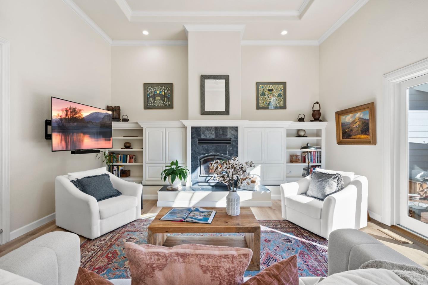 16260 Paradise Valley LN