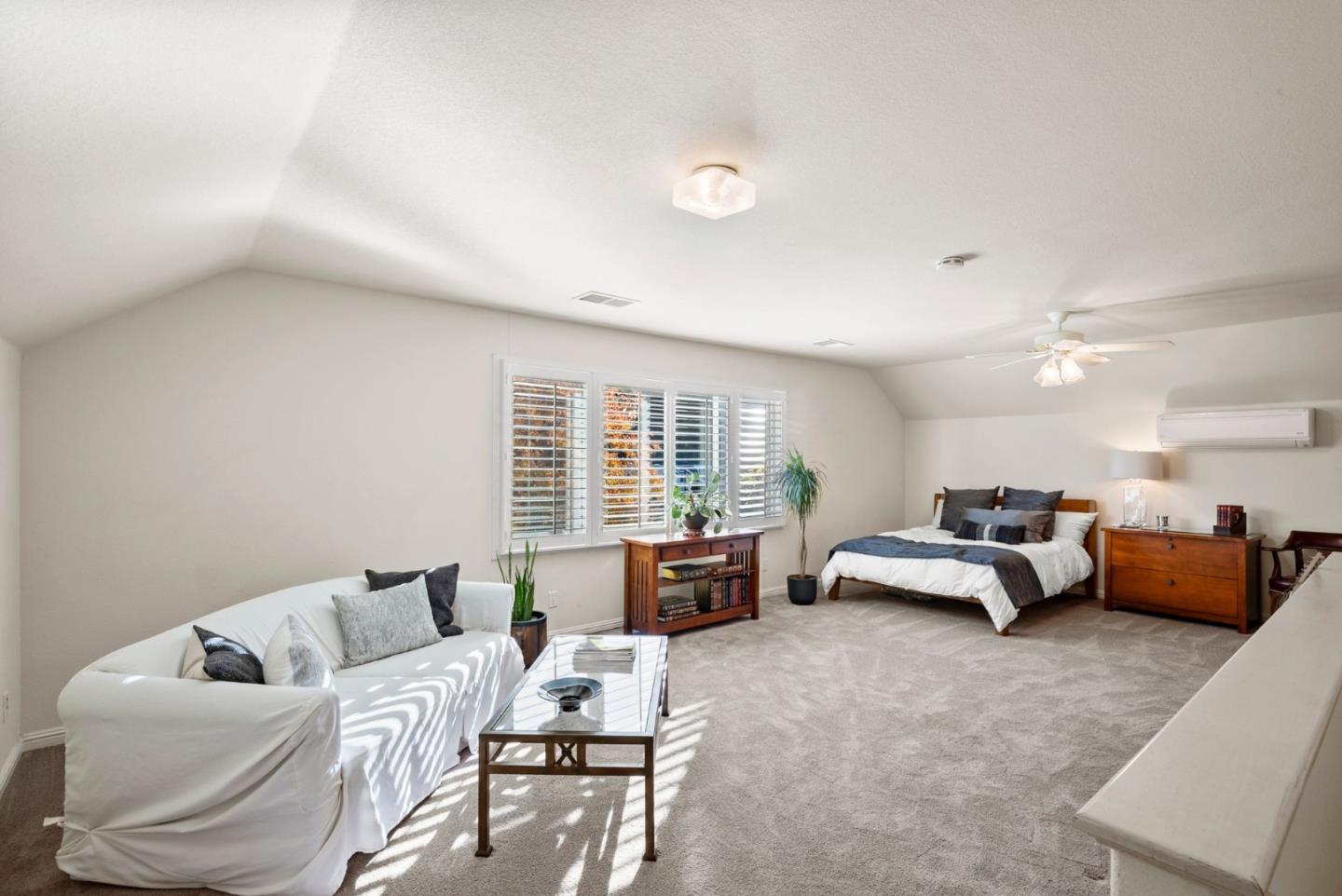 16260 Paradise Valley LN