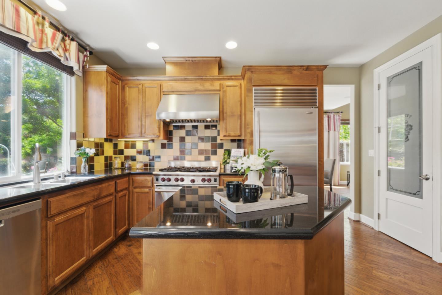 1353 Cristal CT