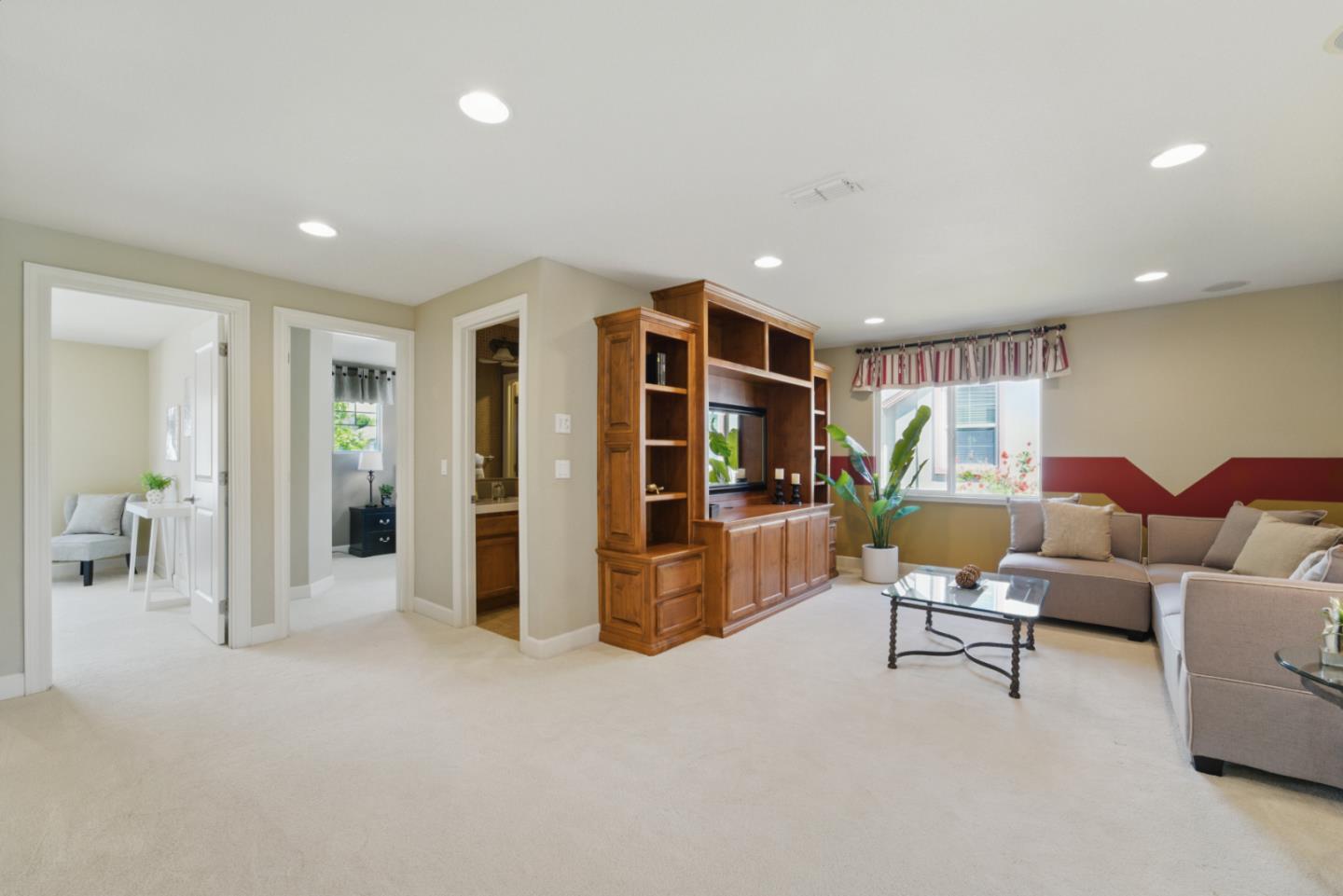 1353 Cristal CT
