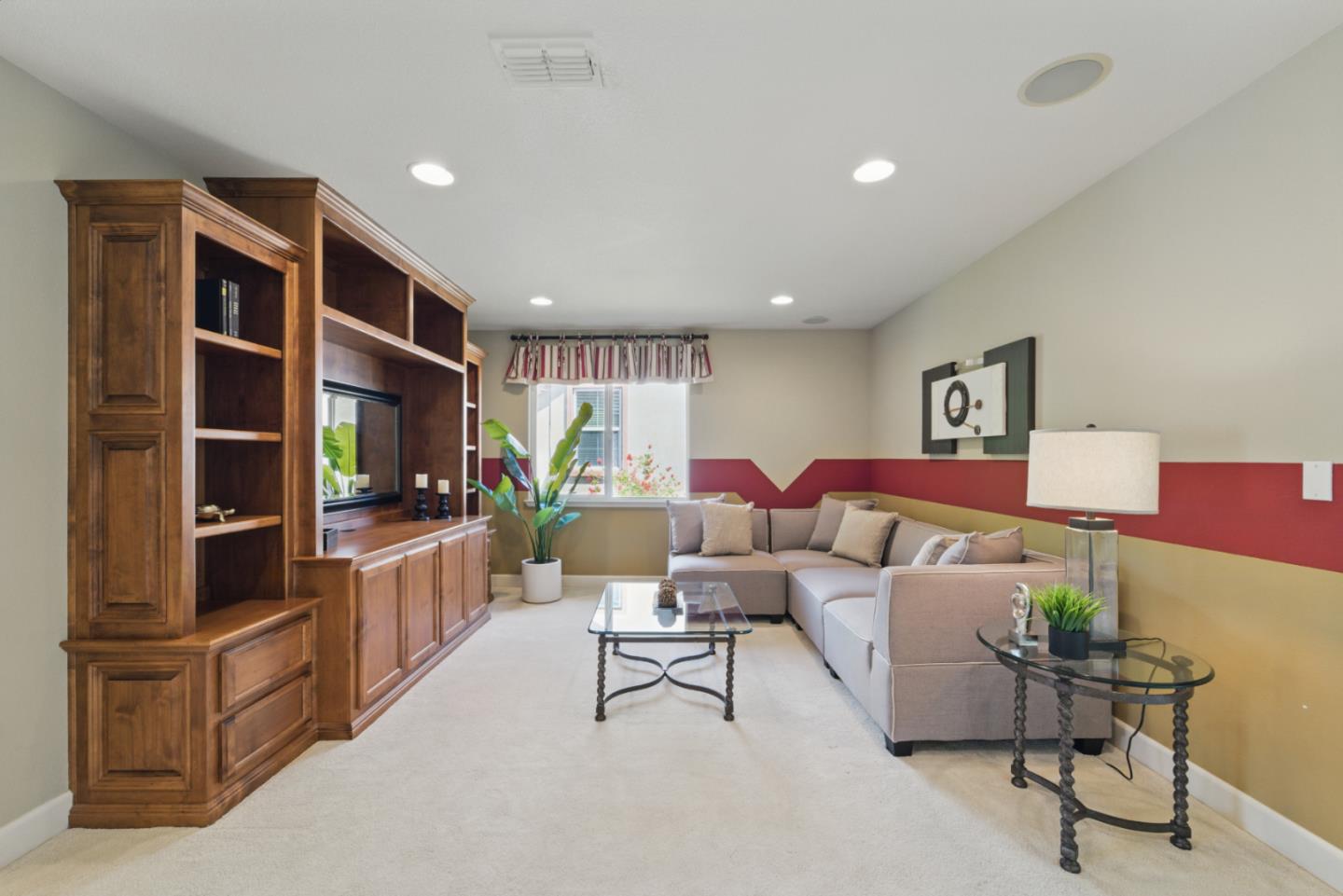 1353 Cristal CT
