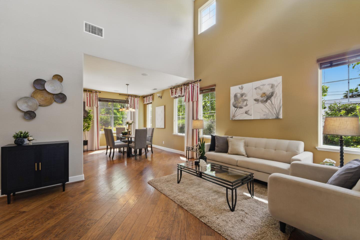 1353 Cristal CT