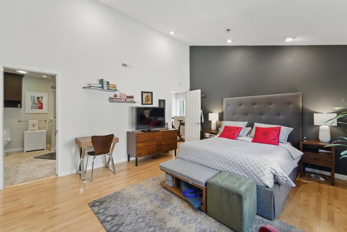 2149 Junction AVE 11