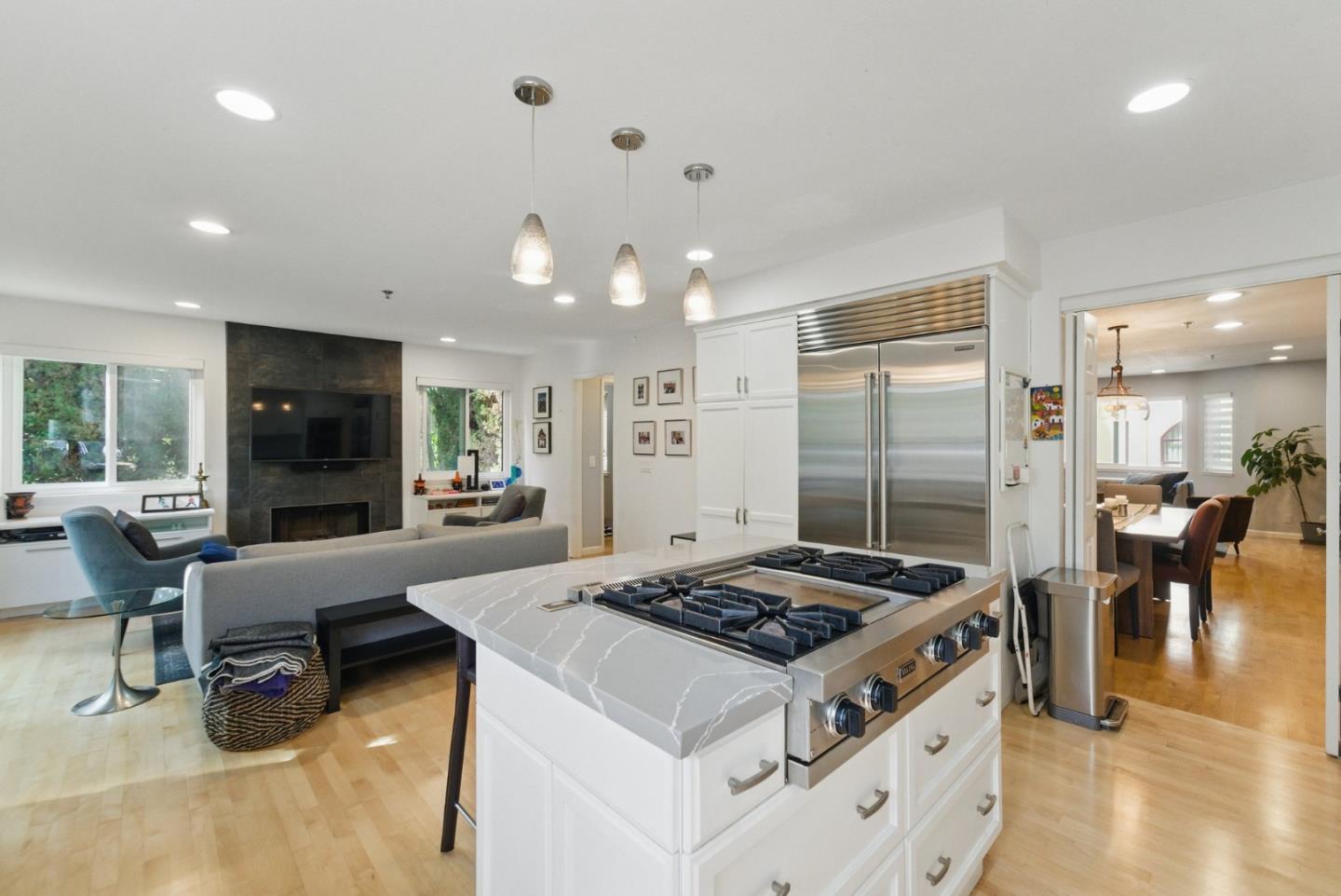 2149 Junction AVE 11