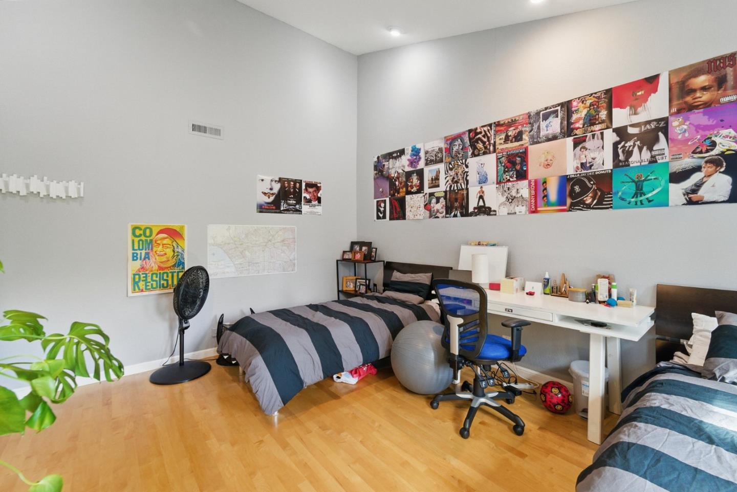 2149 Junction AVE 11