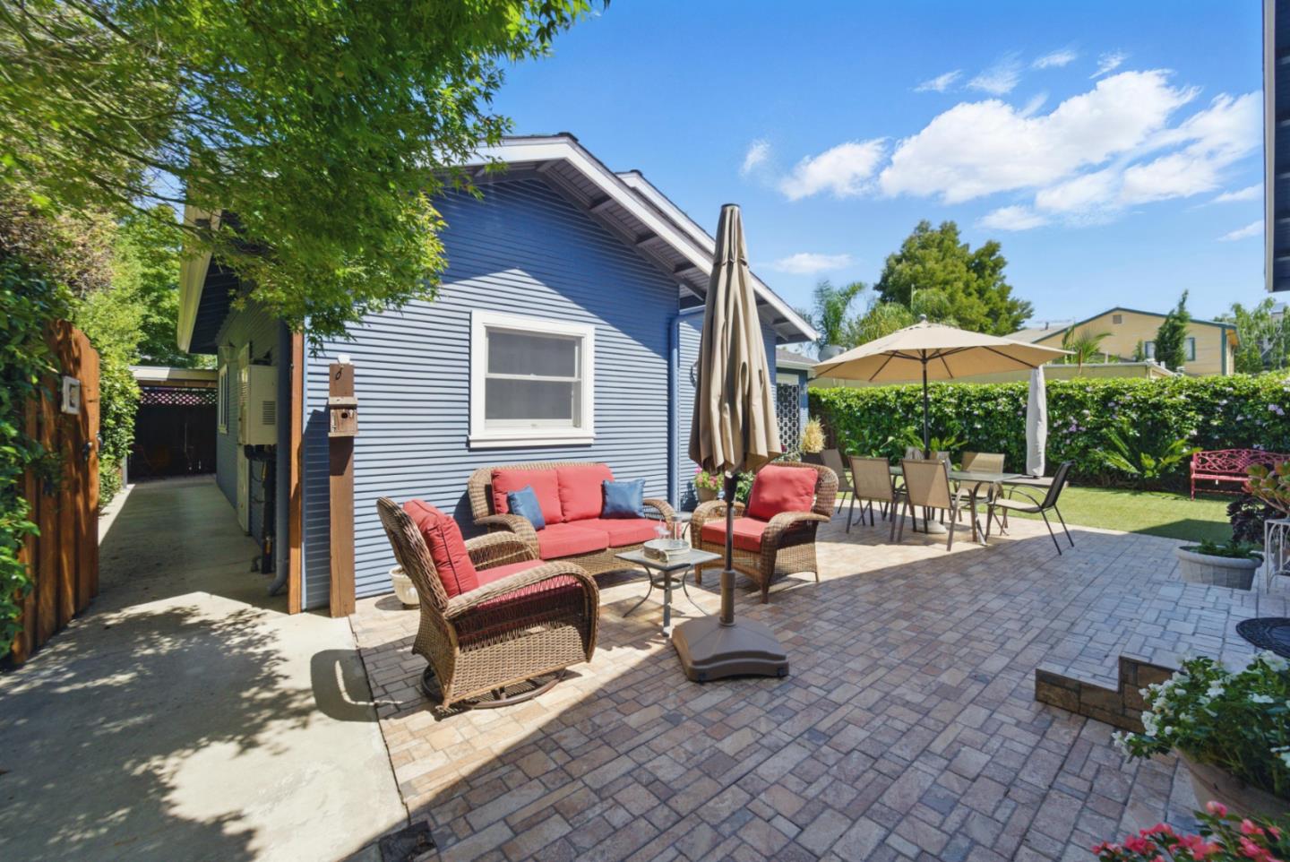 110 S 2nd ST