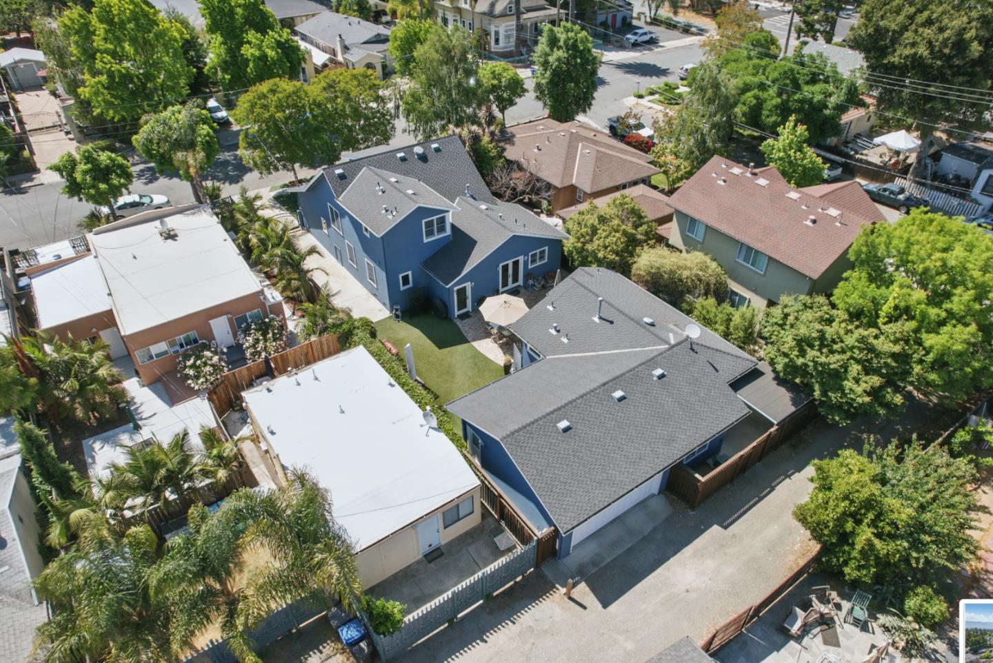 110 S 2nd ST