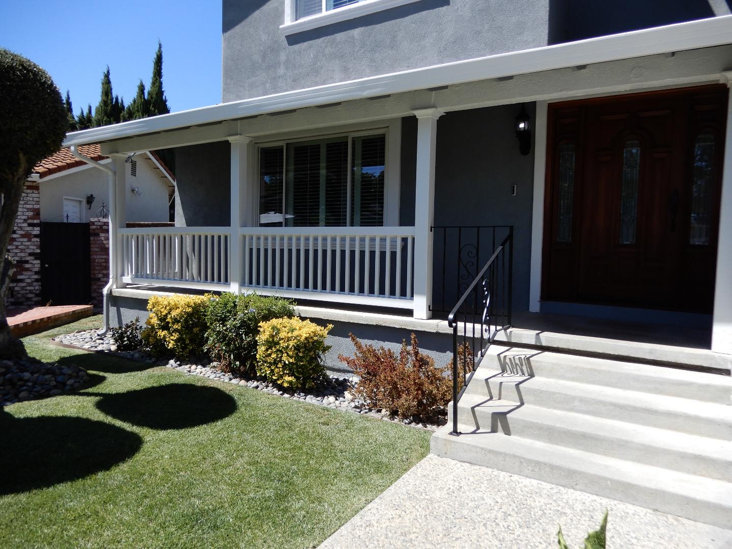 4604 Royal Forest Court