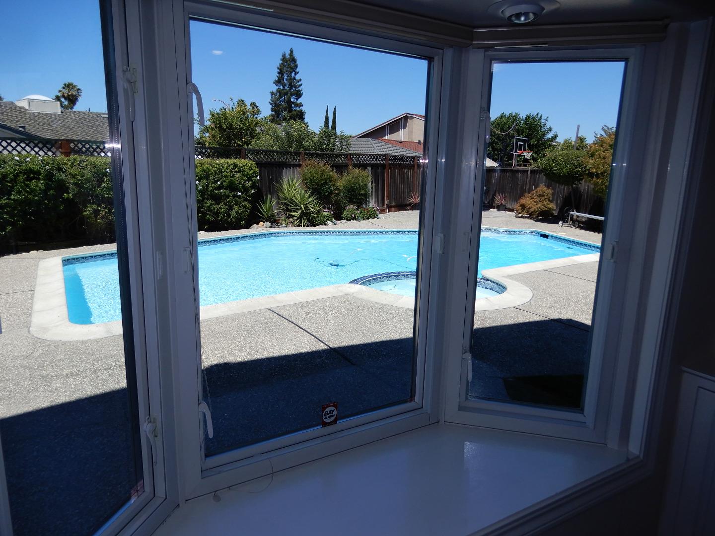 4604 Royal Forest Court