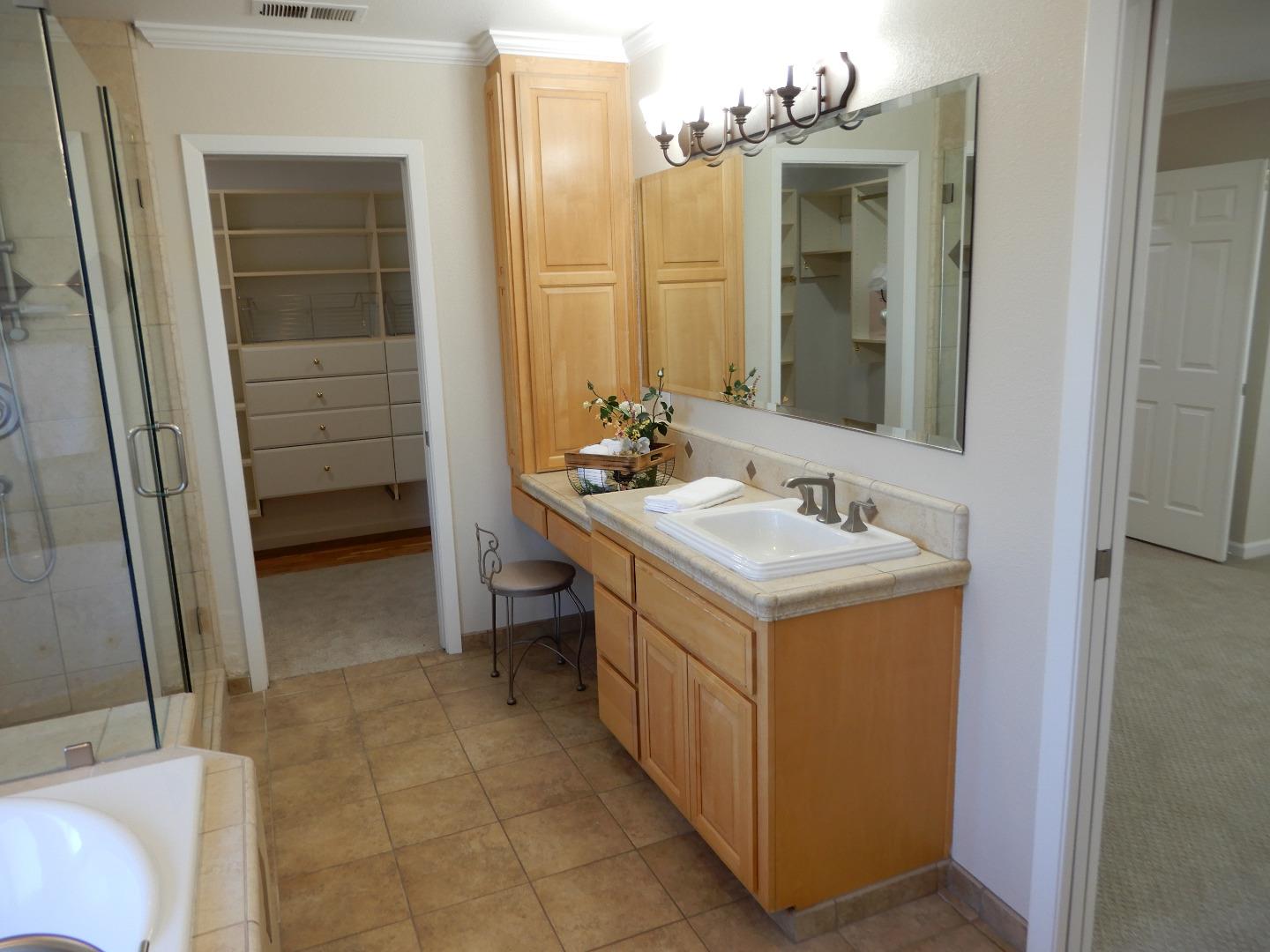 4604 Royal Forest Court