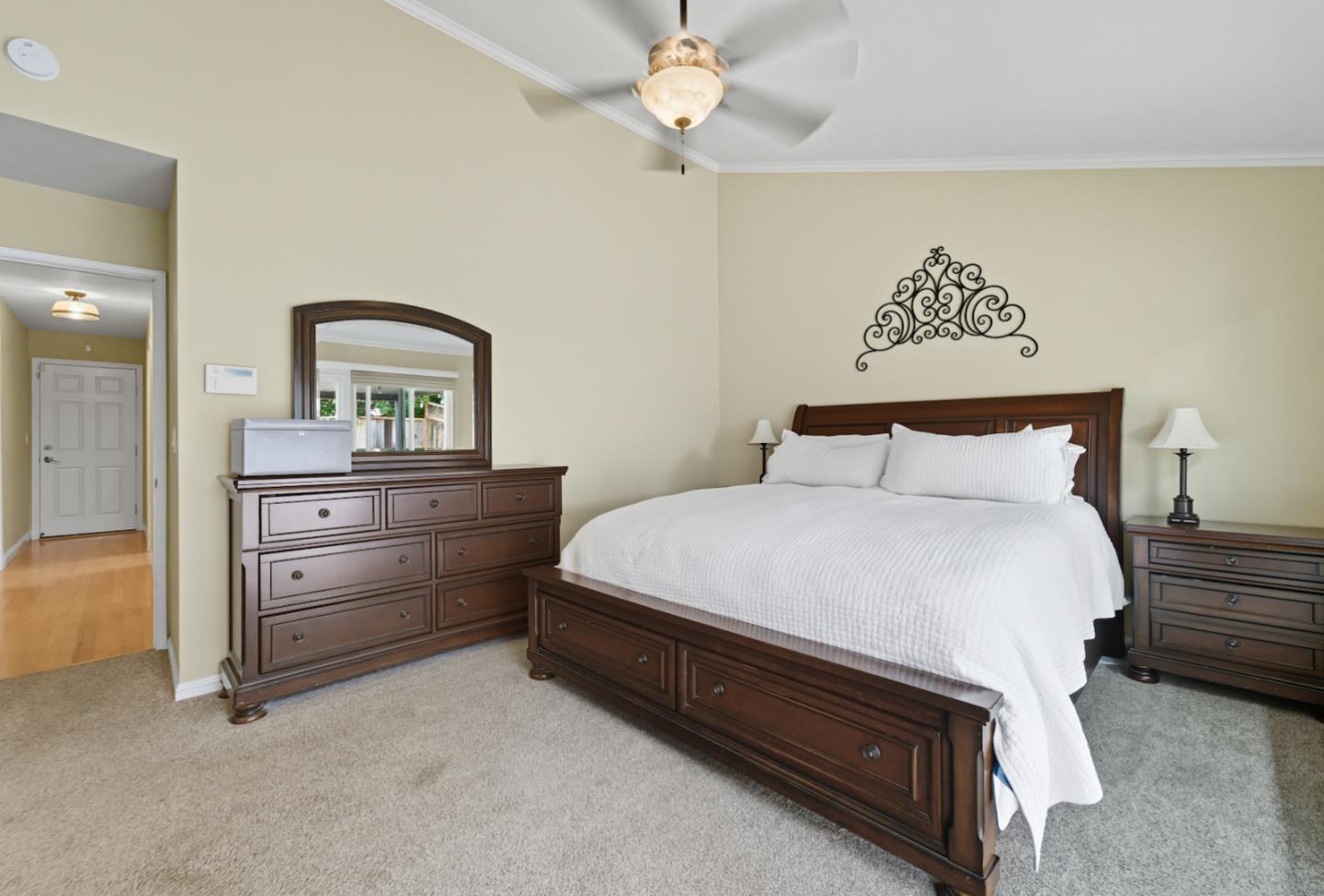 3761 Thousand Oaks Drive