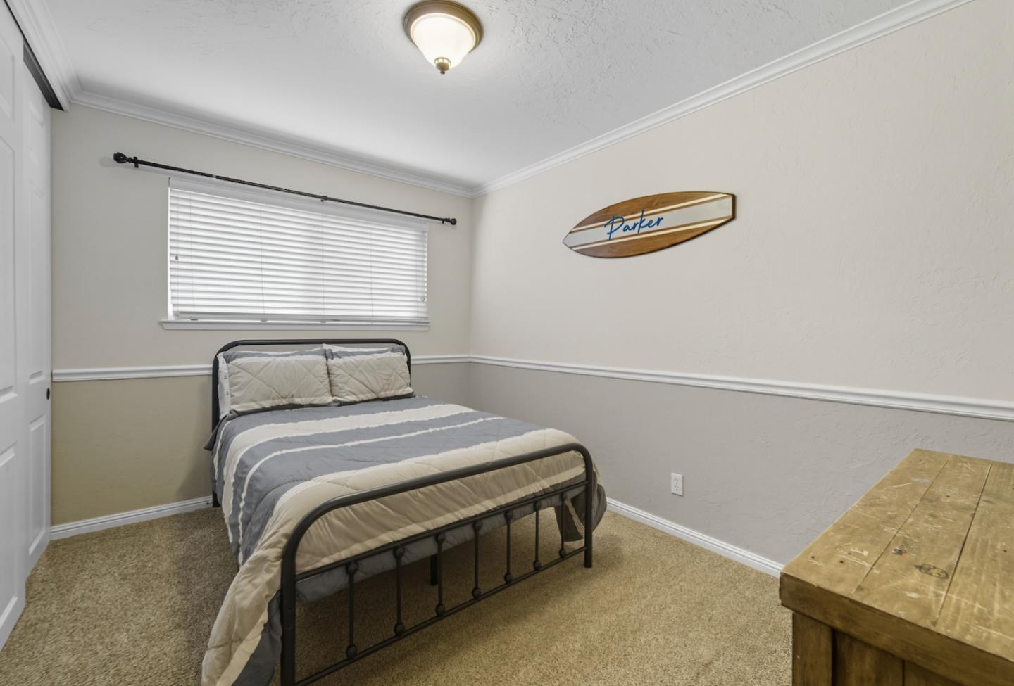 3761 Thousand Oaks Drive