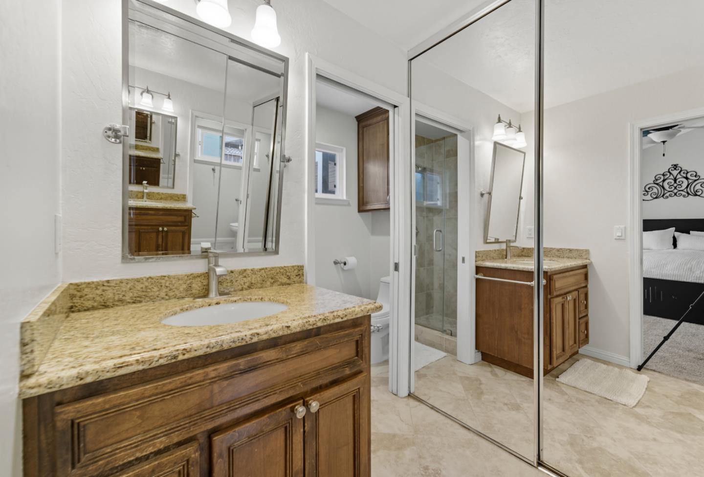 3761 Thousand Oaks Drive