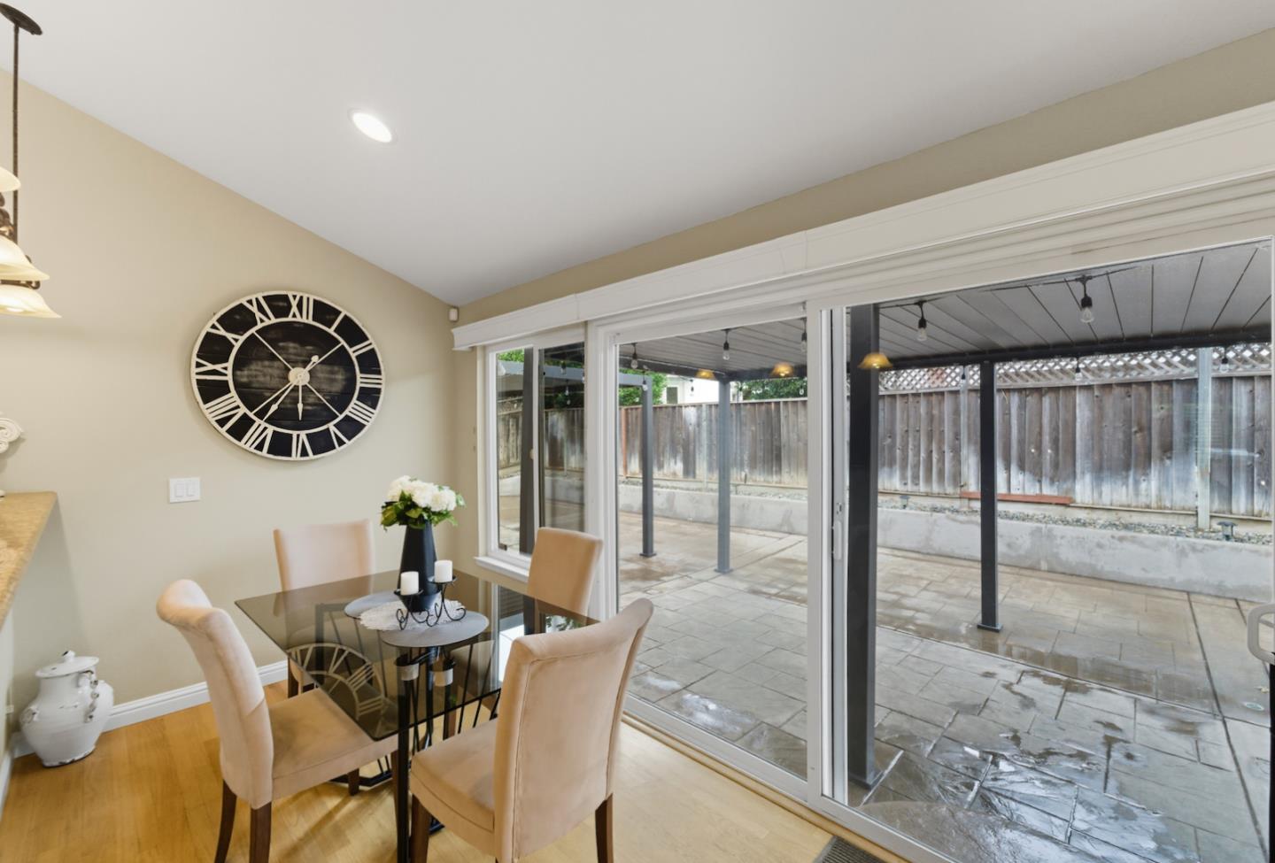 3761 Thousand Oaks Drive