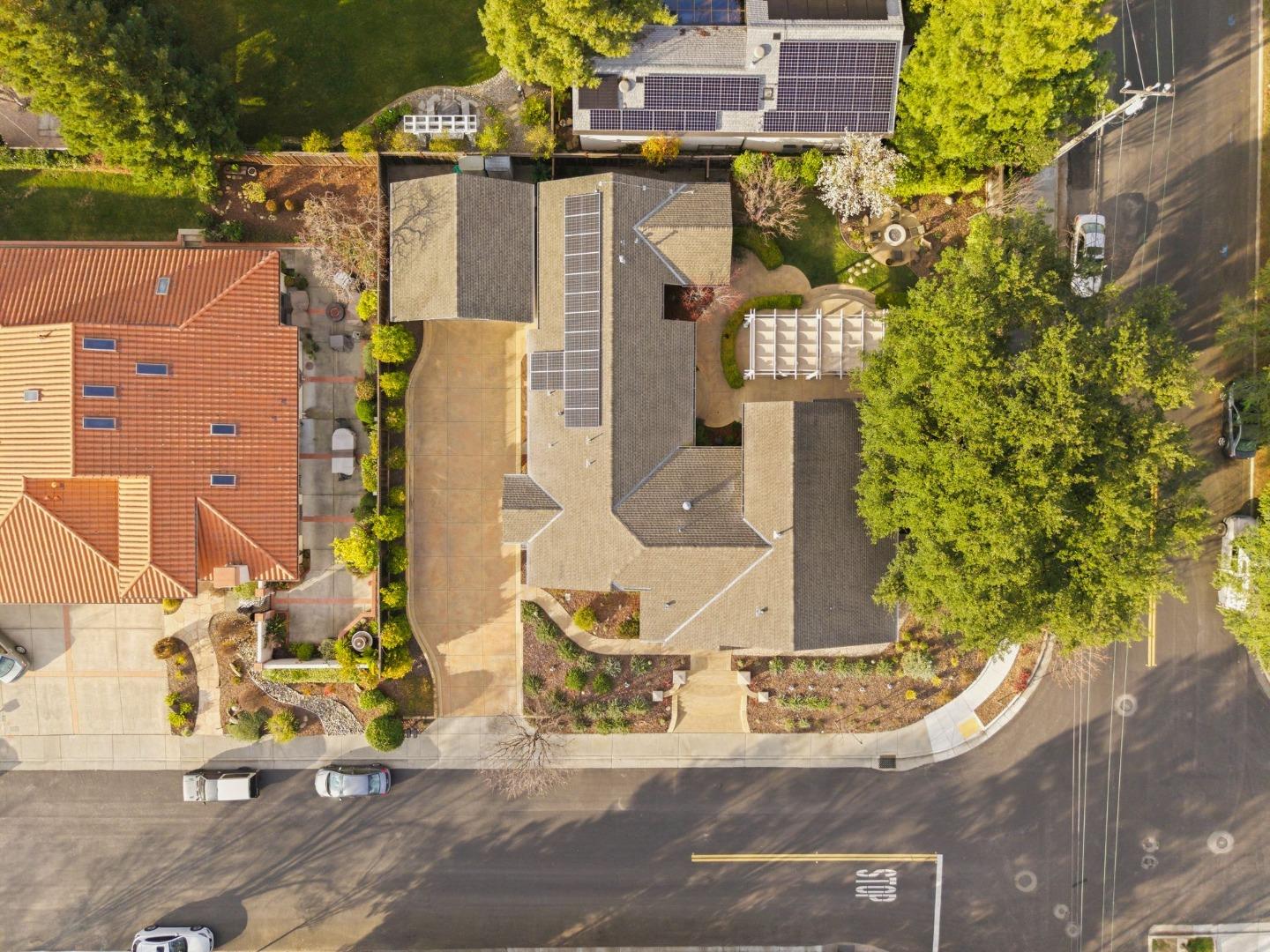 15681 Camino Del Cerro