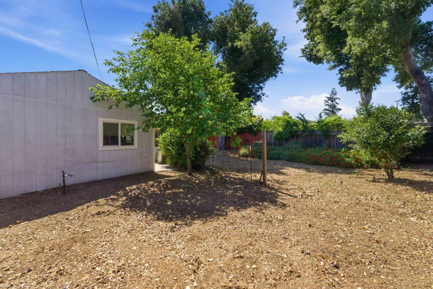 22051 Hibiscus Drive